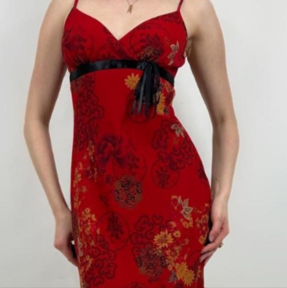 ‼️ISO‼️ 90s Trixxi Red, Orange Floral Dress (for XS/S)- EXACT DRESS - Picture 4 of 5